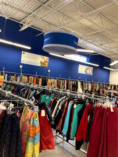 Thrift Store «Goodwill Industries of Greater Cleveland & East Central Ohio», reviews and photos, 16160 Pearl Rd, Strongsville, OH 44136, USA