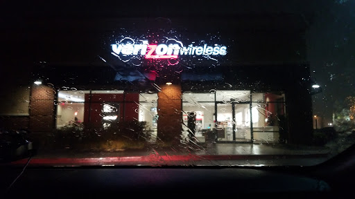 Cell Phone Store «Verizon», reviews and photos, 1110 Beltline Rd SE, Decatur, AL 35601, USA