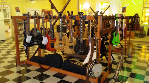 Music Store «BackBeat Music Company», reviews and photos, 102 N Chadbourne St, San Angelo, TX 76903, USA