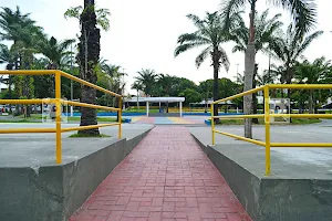 Centro Social Urbano do Parque Dez image