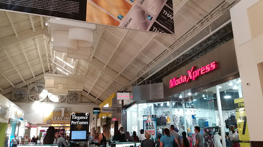 Fashion Accessories Store «Michael Kors», reviews and photos, 1800 Sawgrass Mills Cir #2630, Sunrise, FL 33323, USA