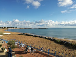 Plage de la Boirie'in fotoğrafı - rahatlamayı sevenler arasında popüler bir yer