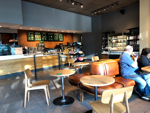 Coffee Shop «Starbucks», reviews and photos, 2655 Mannheim Rd, Des Plaines, IL 60018, USA