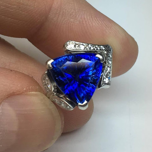 Jewelry Store «Indy Facets Private Jeweler», reviews and photos, 755 W Carmel Dr #116, Carmel, IN 46032, USA