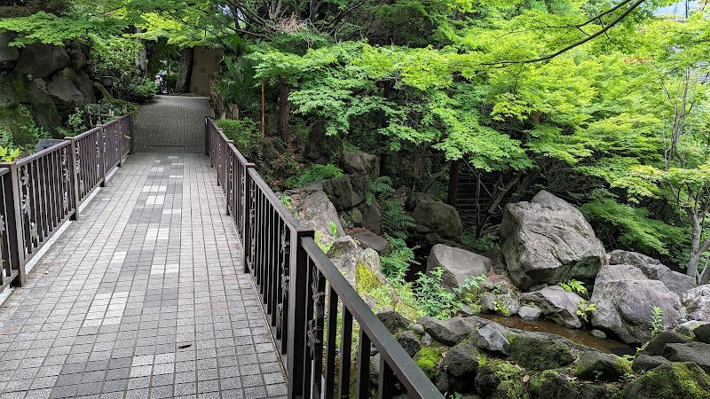 中野区立紅葉山公園