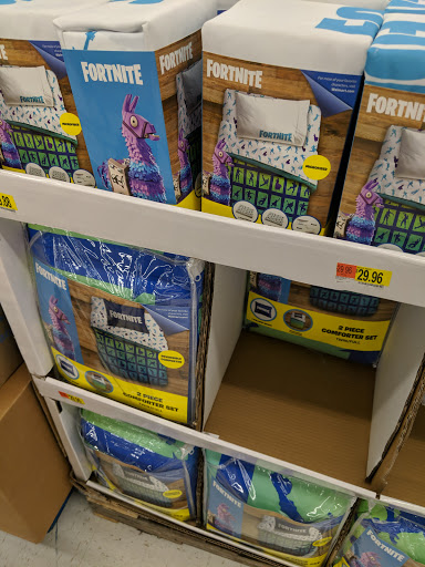 Discount Store «Walmart», reviews and photos, 137 W North Ave, Northlake, IL 60164, USA