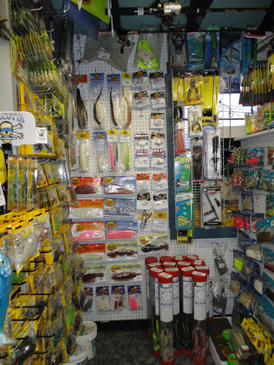 Fishing Store «Lucky Bait and Tackle», reviews and photos, 289 Market St, Warren, RI 02885, USA