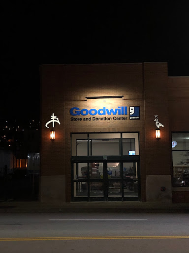 Thrift Store «Goodwill», reviews and photos