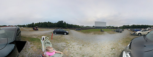 Drive-in Movie Theater «Malta Drive-In Theatre», reviews and photos, 2785 U.S. 9, Malta, NY 12020, USA