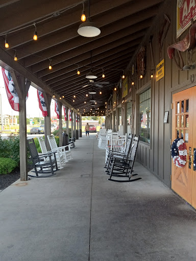 American Restaurant «Cracker Barrel Old Country Store», reviews and photos, 1005 Candleview Lane, Crawfordsville, IN 47933, USA