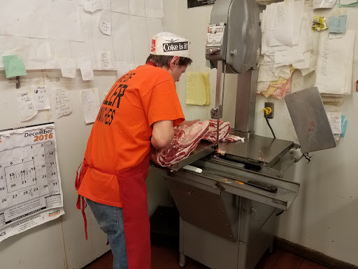 Grocery Store «B&B Grocery, Meat & Deli», reviews and photos, 2001 SE 6th St, Des Moines, IA 50315, USA