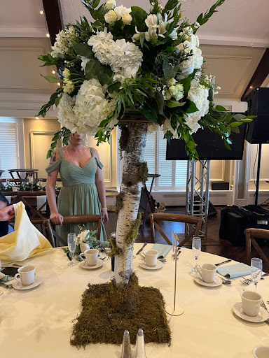 Florist «Eltingville Florist», reviews and photos, 3938 Richmond Ave, Staten Island, NY 10312, USA