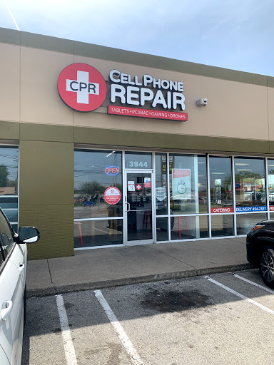 Cell Phone Store «iExpert Studio», reviews and photos, 5000 Shelbyville Rd, Louisville, KY 40207, USA