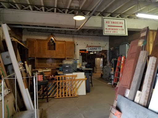 Door Supplier «Bauer Brothers Salvage», reviews and photos, 2432 N 2nd St, Minneapolis, MN 55411, USA