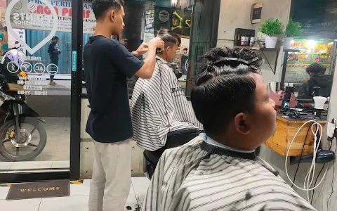 Points Barbershop Cikupa image