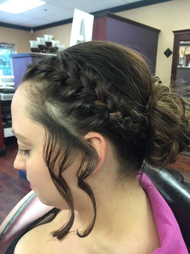 Hair Salon «Razzl Dazzl Hair Salon», reviews and photos, 1025 109th Ave NE, Blaine, MN 55434, USA