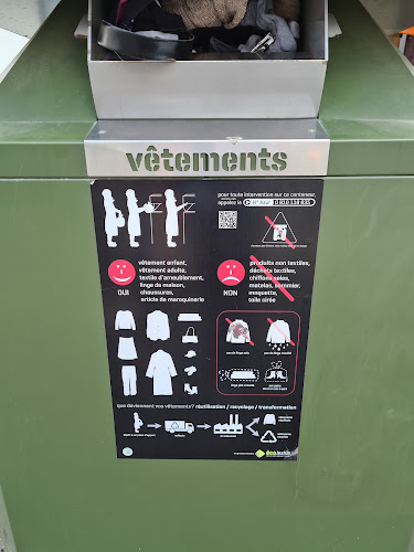 Centre de recyclage Point relais vêtements Villejuif