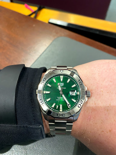 Jewelry Store «Davis Jewelers», reviews and photos, 9901 Forest Green Blvd, Louisville, KY 40223, USA