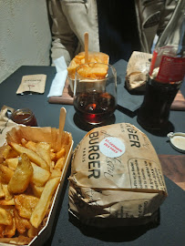 Plats et boissons du Restaurant de hamburgers L'Artisan du Burger à Marseille - n°10