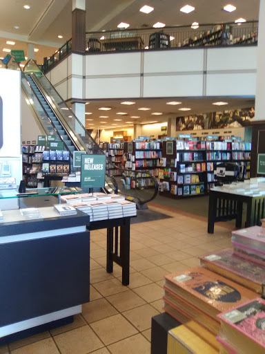 Book Store «Barnes & Noble», reviews and photos, 791 S Main St, Orange, CA 92868, USA