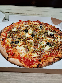 Plats et boissons du Pizzeria PIZZA JANY chez Jéjé à La Ciotat - n°1