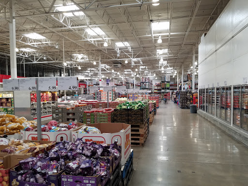 Warehouse store «Costco Wholesale», reviews and photos, 27118 Gratiot Ave, Roseville, MI 48066, USA
