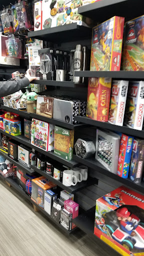 Video Game Store «GameStop», reviews and photos, 2616 Southcenter Mall #1183, Tukwila, WA 98188, USA