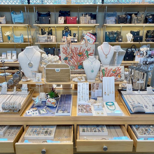 Collectibles Store «Classic Boutique & Gallery», reviews and photos, 2678 Bayshore Blvd, Dunedin, FL 34698, USA