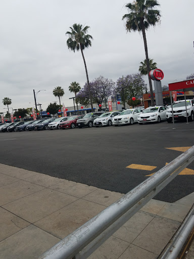 Kia Dealer «Car Pros Kia Glendale», reviews and photos, 400 S Brand Blvd, Glendale, CA 91204, USA
