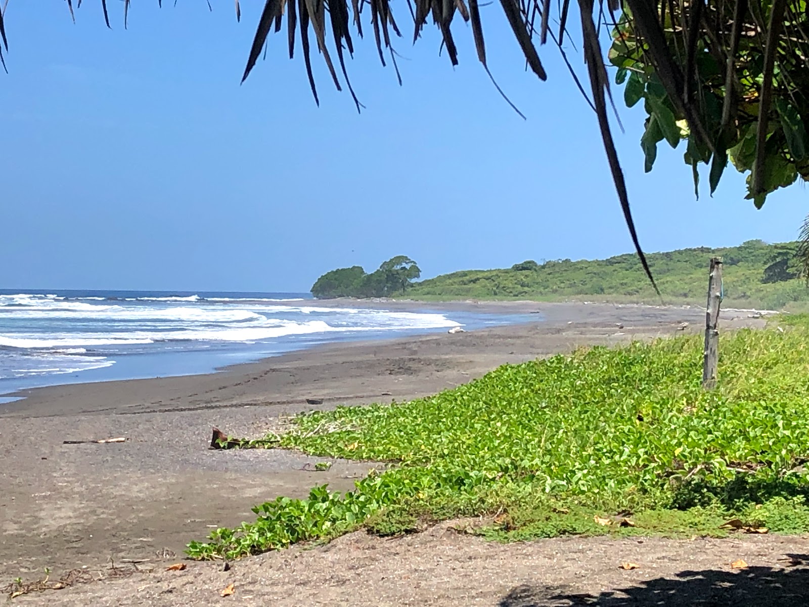 Fotografie cu Marbella Beach zonele de facilități