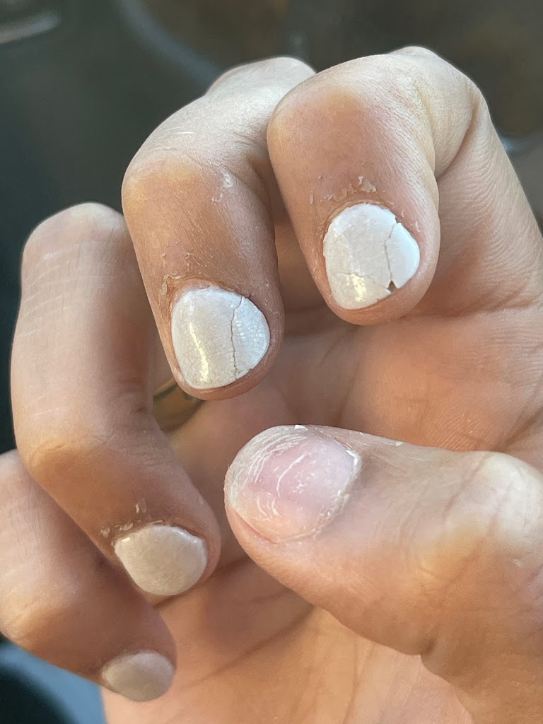 Rainbow Nails 07726
