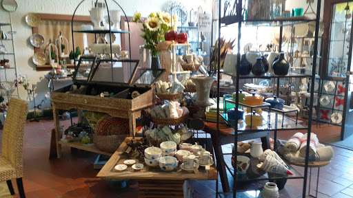 Plant Nursery «Goldner Walsh Garden and Home», reviews and photos, 559 Orchard Lake Rd, Pontiac, MI 48341, USA