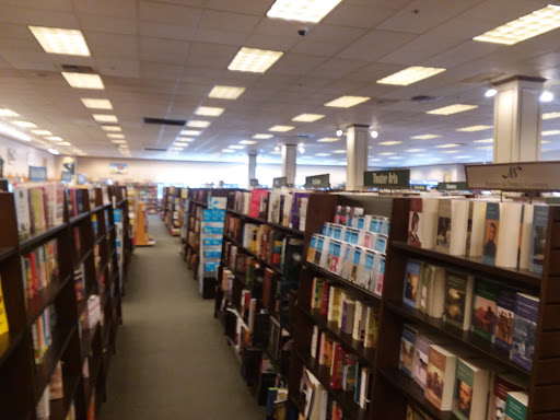 Book Store «Barnes & Noble», reviews and photos, 1091 El Camino Real, Redwood City, CA 94063, USA