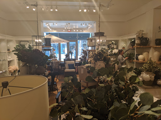 Furniture Store «Pottery Barn», reviews and photos, 321 King St, Charleston, SC 29401, USA
