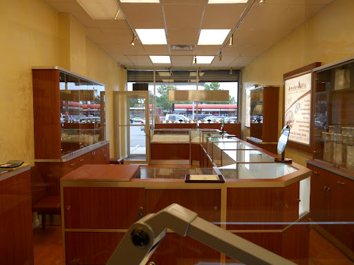Jewelry Buyer «Jewelry & Fix», reviews and photos, 674 Dogwood Ave, Franklin Square, NY 11010, USA