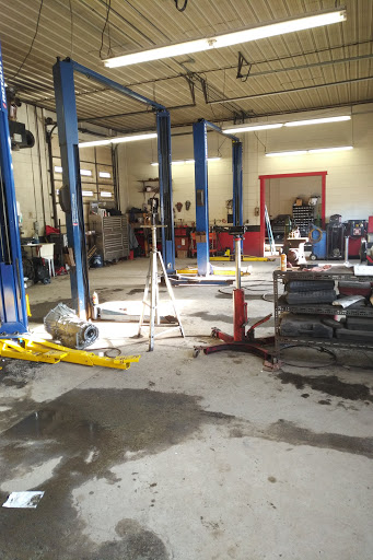 Auto Repair Shop «Muskegon Brake & Tire», reviews and photos, 848 E Broadway Ave, Muskegon, MI 49444, USA