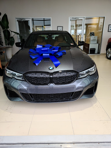 BMW Dealer «BMW of Sterling», reviews and photos, 21710 Auto World Cir, Sterling, VA 20166, USA