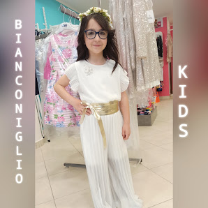 Bianconiglio Kids Contrada Pescara, 105, 03029 Castelmassimo FR, Italia
