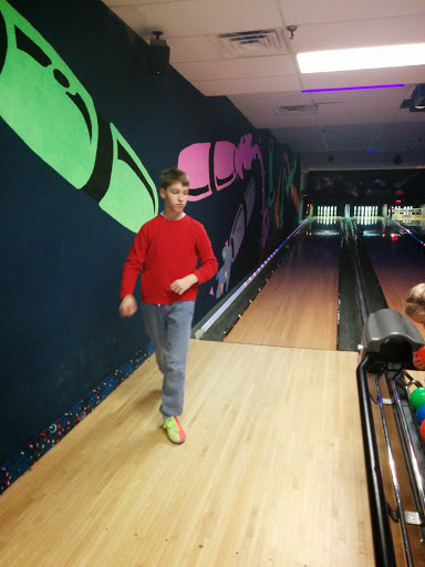 Bowling Alley «Cape Ann Lanes», reviews and photos, 53 Gloucester Ave, Gloucester, MA 01930, USA