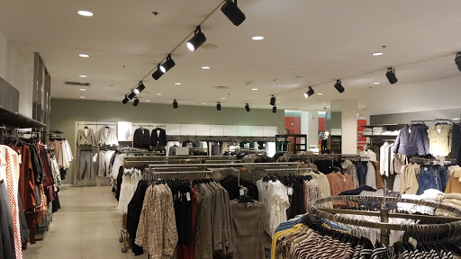 Clothing Store «H&M», reviews and photos, 2140 Annapolis Mall Rd, Annapolis, MD 21401, USA