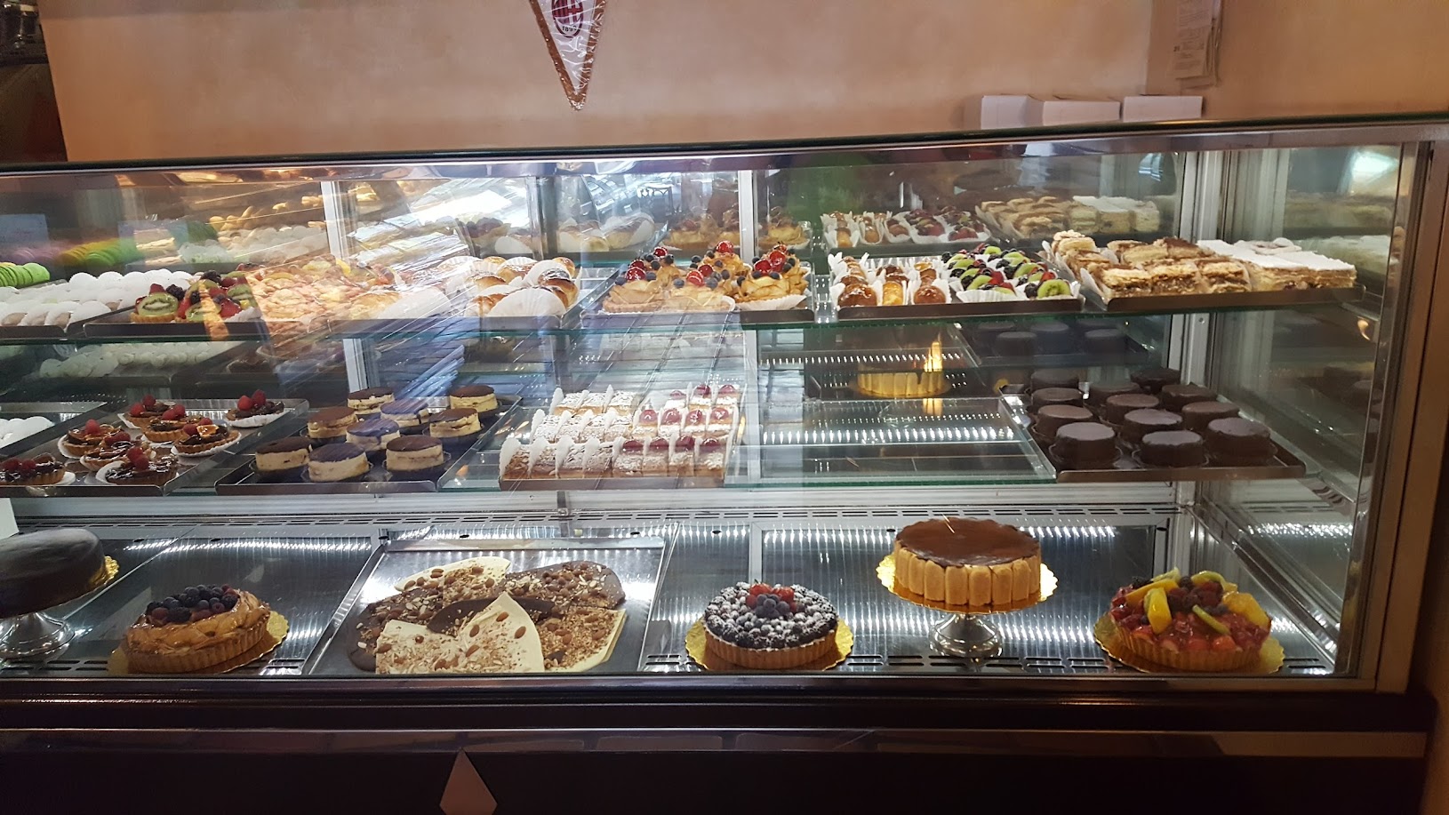 Pan'e Dolci Italian Bakery