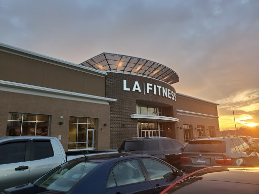 Gym «LA Fitness», reviews and photos, 411 Barnum Avenue Cutoff, Stratford, CT 06614, USA