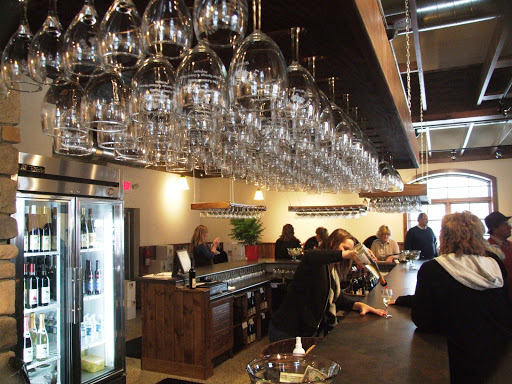 Winery «Lemon Creek Winery», reviews and photos, 327 N Beacon Blvd, Grand Haven, MI 49417, USA