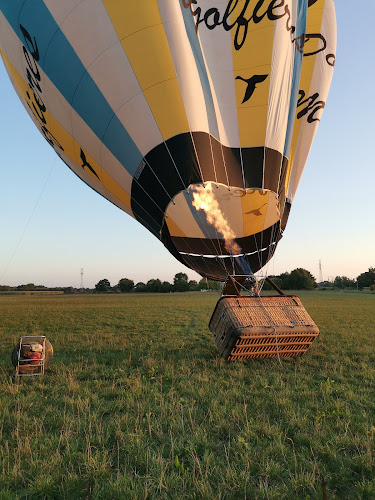 Agence de voyages Dombes Montgolfières vol en montgolfières à Lyon (Rhône-Ain-Dombes) Marlieux