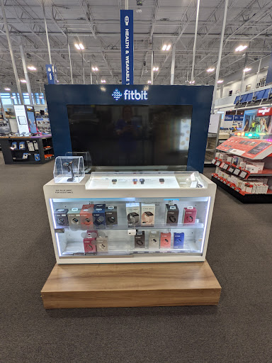 Electronics Store «Best Buy», reviews and photos, 2401 N Mayfair Rd, Wauwatosa, WI 53226, USA