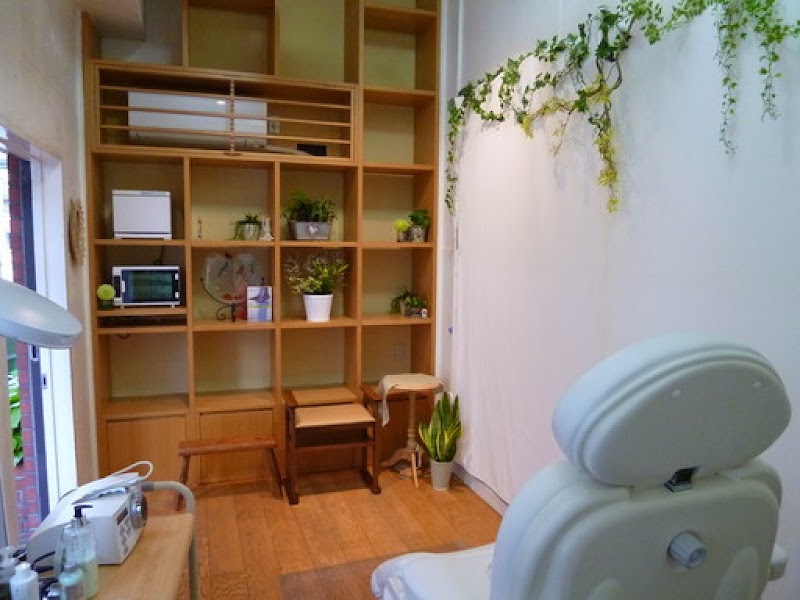 ドイツ式フットケアサロンフフ 大阪府大阪市西区西本町1 11 1西区 店舗 グルコミ