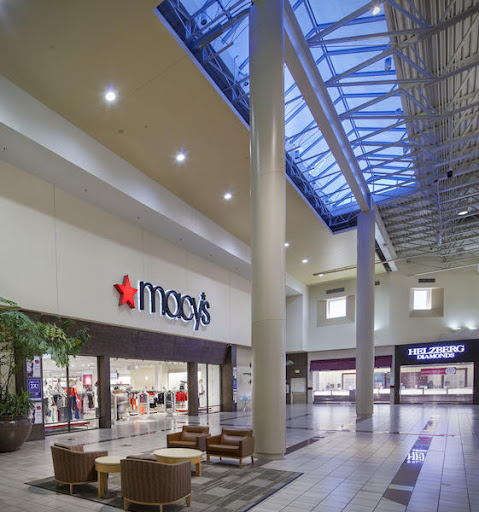 Shopping Mall «Alderwood Mall», reviews and photos, 3000 184th St SW, Lynnwood, WA 98037, USA