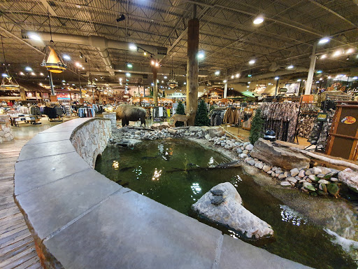 Sporting Goods Store «Bass Pro Shops», reviews and photos, 2501 Bass Pro Dr, Grapevine, TX 76051, USA