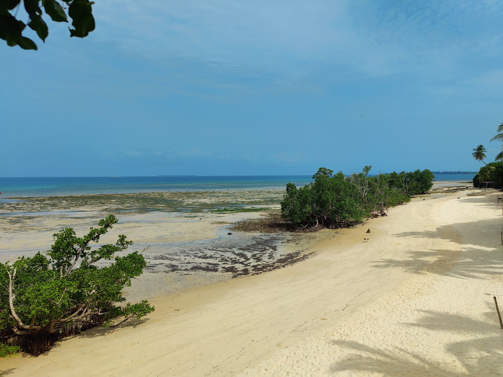 Foto von Mbweni Beach teilweise hotelbereich