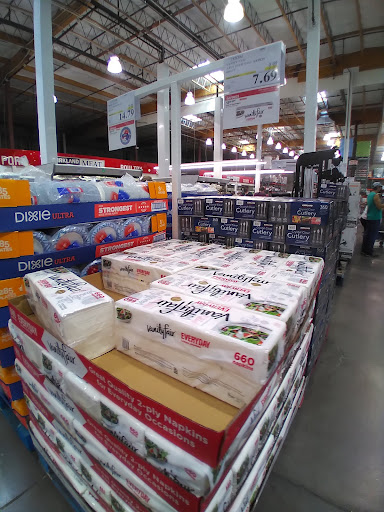 Warehouse store «Costco Wholesale», reviews and photos, 2828 Chad Dr, Eugene, OR 97408, USA